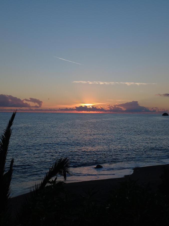 Voula Beach Lentas Exterior photo